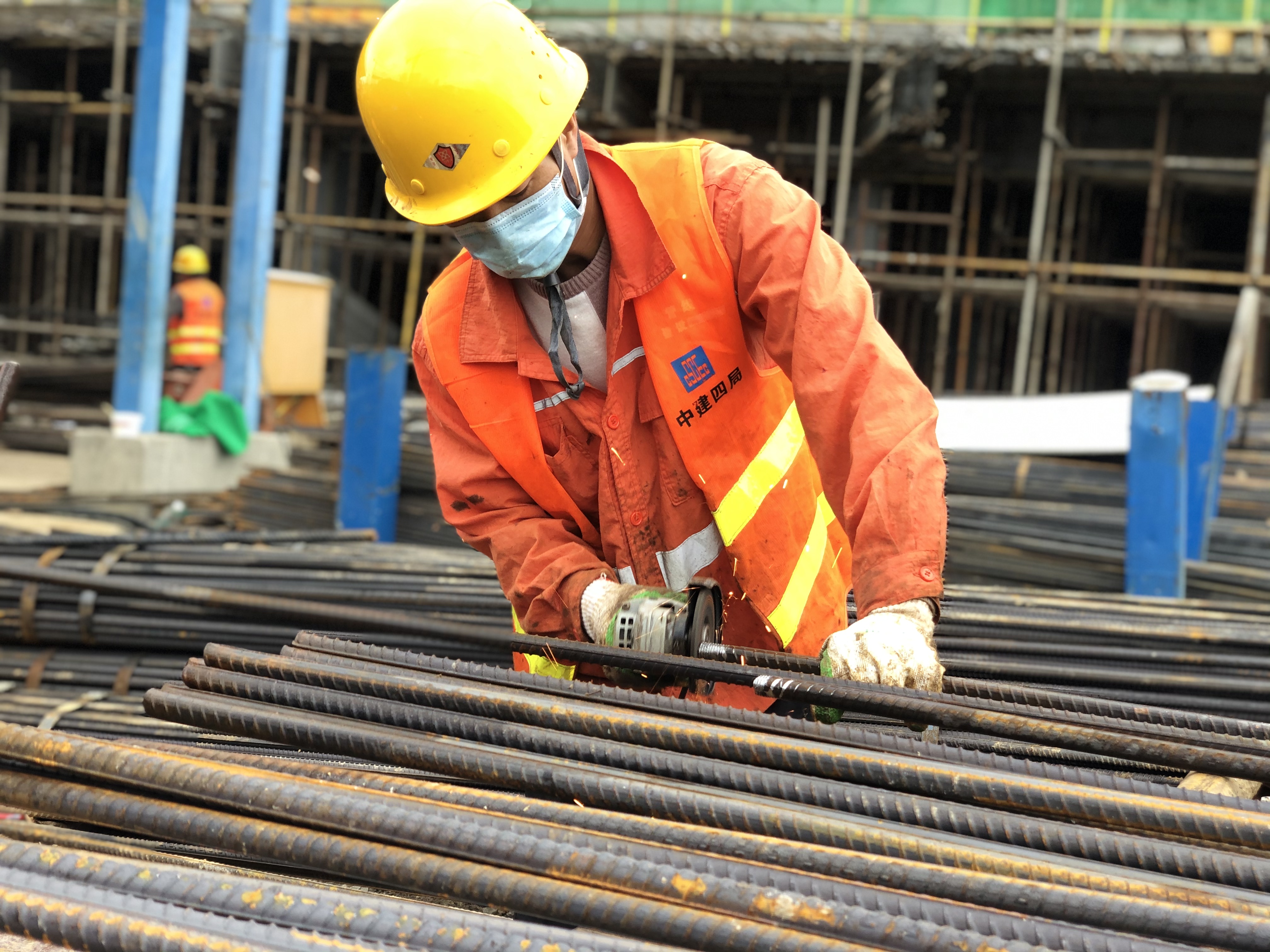 2024年住建工作怎么干贵州推动建筑业工业化、数字化、绿色化转型