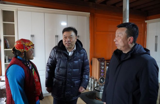 刘建波一行到卓尼县调研2024年中建集团定点帮扶重点工作(图2)