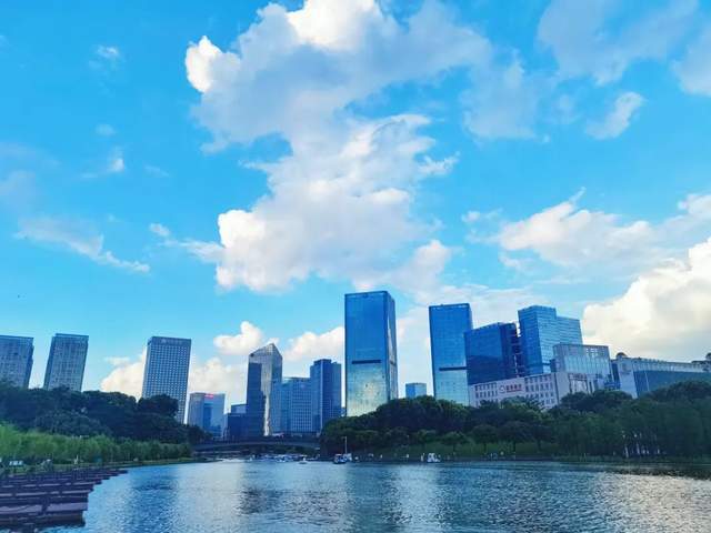 藏不住了!佛山勇夺中国工业第四城(图2) 藏不住了!佛山勇夺中国工业第四城(图2)