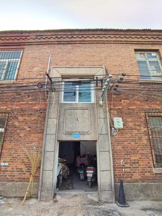工业遗产寻访∣济南白马山脚下还有20世纪五十年代的铁路建筑群(图3)