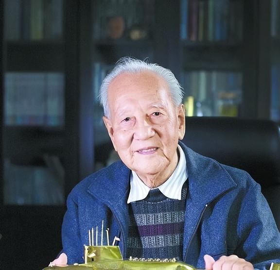 1987年广东一老妇看杂志才知30年未见的儿子是国家功臣(图16)