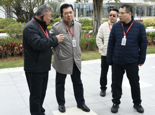 勇做装配式建筑40创新先锋中建海龙科技迎接调研组参观