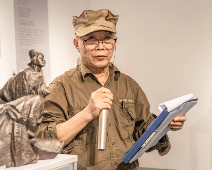生命的笃定与酣畅:何燕明雕塑艺术回顾展在北京798宇达艺术空间举行(图3) 生命的笃定与酣畅:何燕明雕塑艺术回顾展在北京798宇达艺术空间举行(图3)