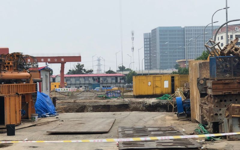 停摆的青岛地铁1号线：施工方举报牵出幕后分包利益链(图3)