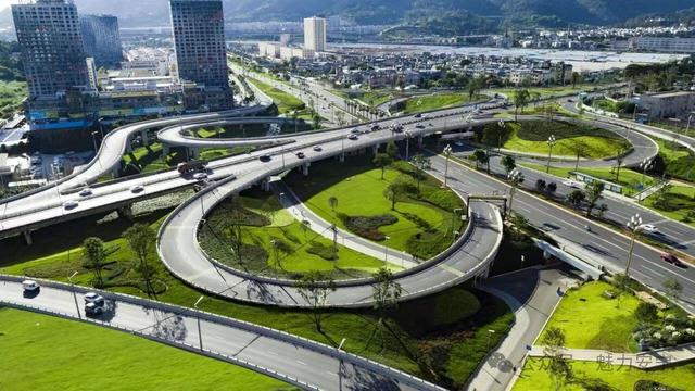 石安公路(安宁段)改造工程获国家级大奖(图4) 石安公路(安宁段)改造工程获国家级大奖(图4)