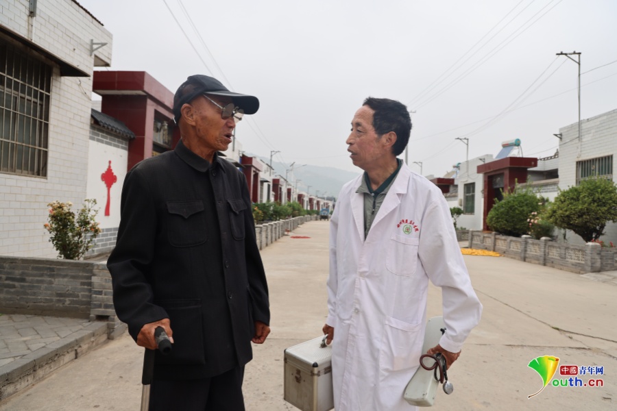 陕西彬州:筑牢基层卫生健康“网底” 让百姓看病省事更省心(图2) 陕西彬州:筑牢基层卫生健康“网底” 让百姓看病省事更省心(图2)