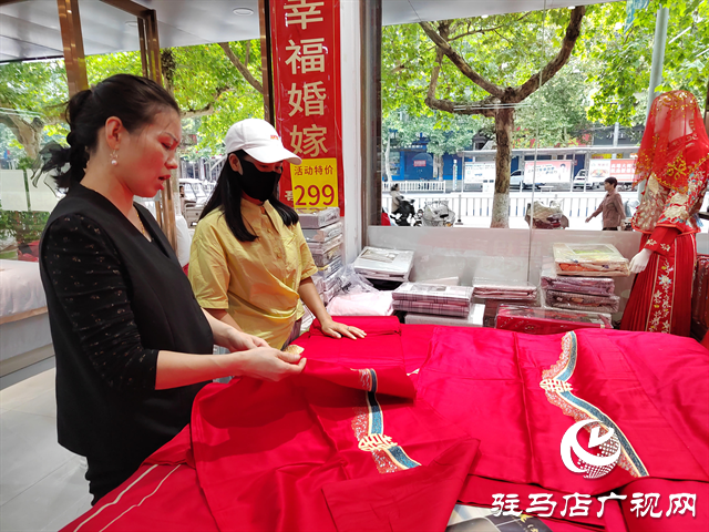 婚庆旺季驻马店家纺市场迎来消费“小高峰”