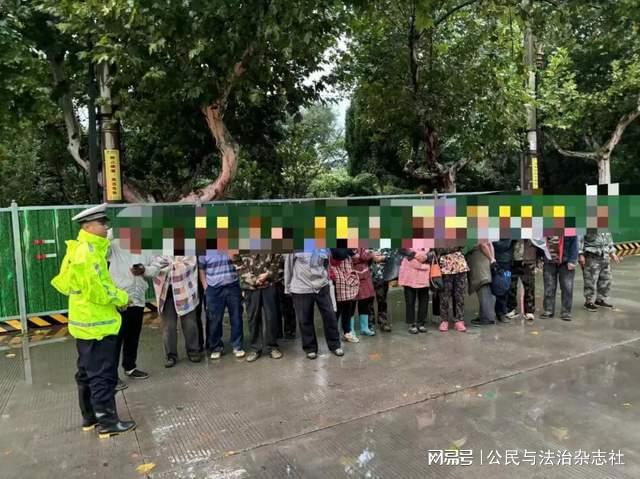 石家庄公安交警严查超员违法行为确保道路交通安全