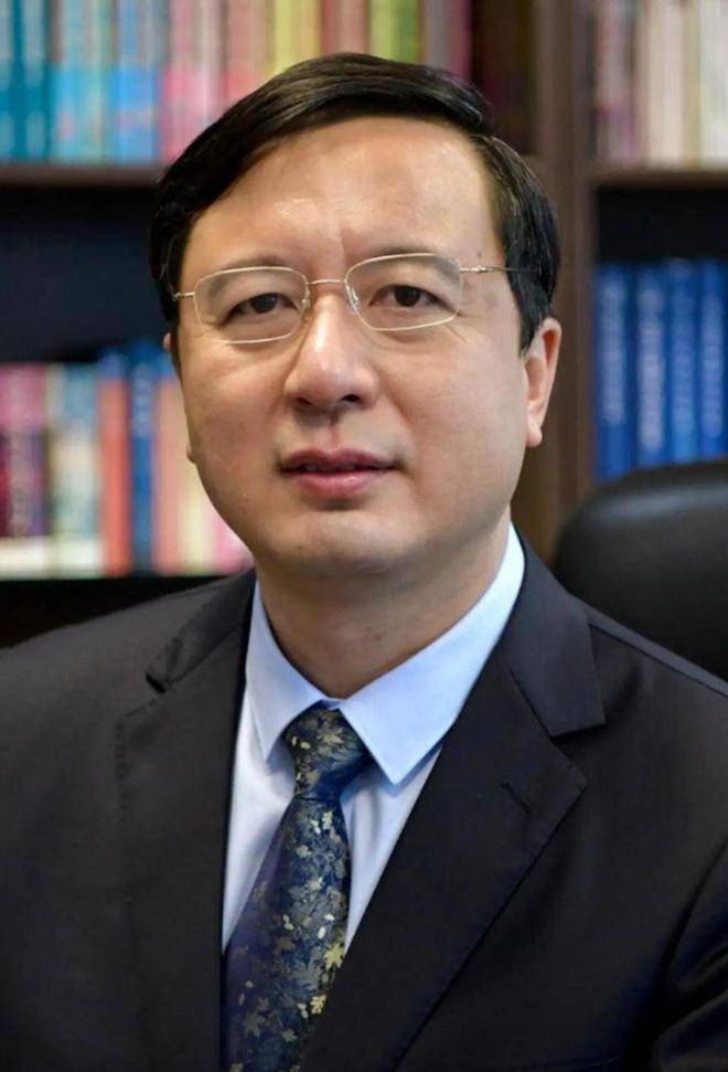 人事调整：哈尔滨工业大学十四位现任领导分工一览表