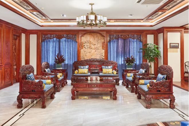 新中式来袭!红木家具性价比飙升获青睐(图2) 新中式来袭!红木家具性价比飙升获青睐(图2)