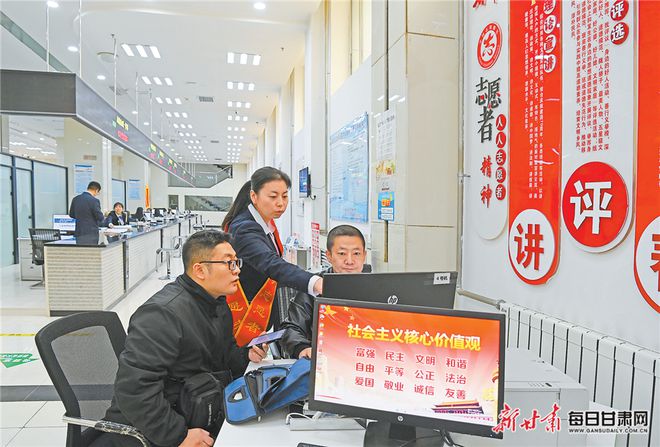 破解难题 开创崭新局面——甘肃省市州县区深化“三抓三促”行动赋能高质量发展