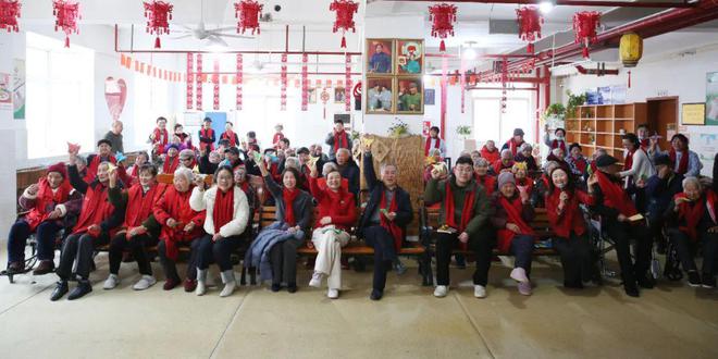 深度参与社会公益罗莱生活向敬老院捐赠物资(图5)
