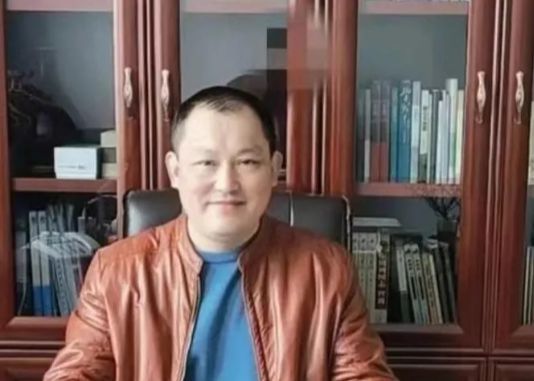 河南文学杂志社2025年第一批签约作家名单(附个人简介)(图18) 河南文学杂志社2025年第一批签约作家名单(附个人简介)(图18)
