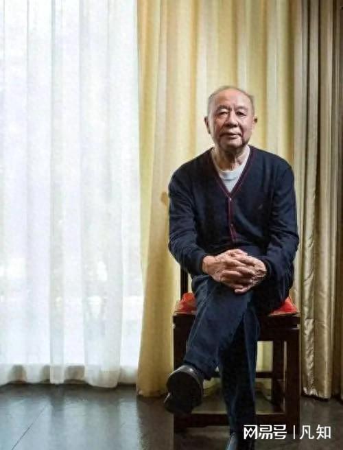 好心酸前首富牟其中元宵节仍不忘创业收费288元走路成老头