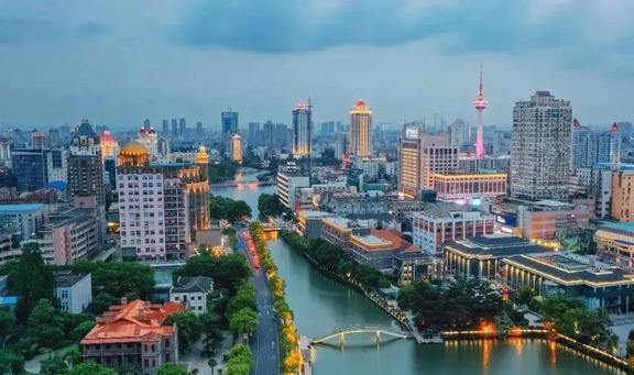 迈入万亿俱乐部通江达海的南通为何如此低调?(图11) 迈入万亿俱乐部通江达海的南通为何如此低调?(图11)