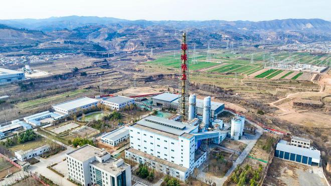 满弓紧弦 奋力冲刺 中建四局全力以赴打赢“收官战”(图3) 满弓紧弦 奋力冲刺 中建四局全力以赴打赢“收官战”(图3)