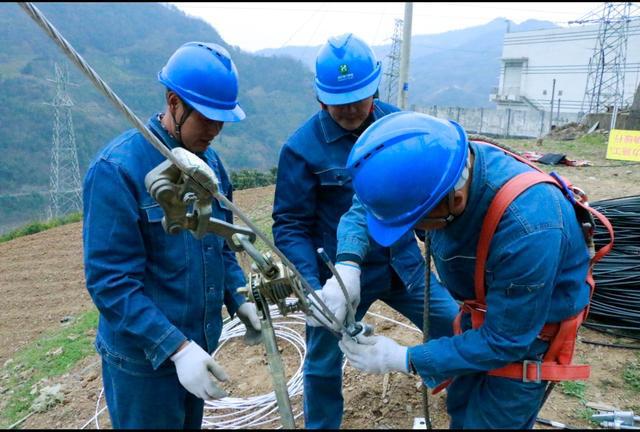 精心部署全力推进2025年配网工程复工复产(图2) 精心部署全力推进2025年配网工程复工复产(图2)